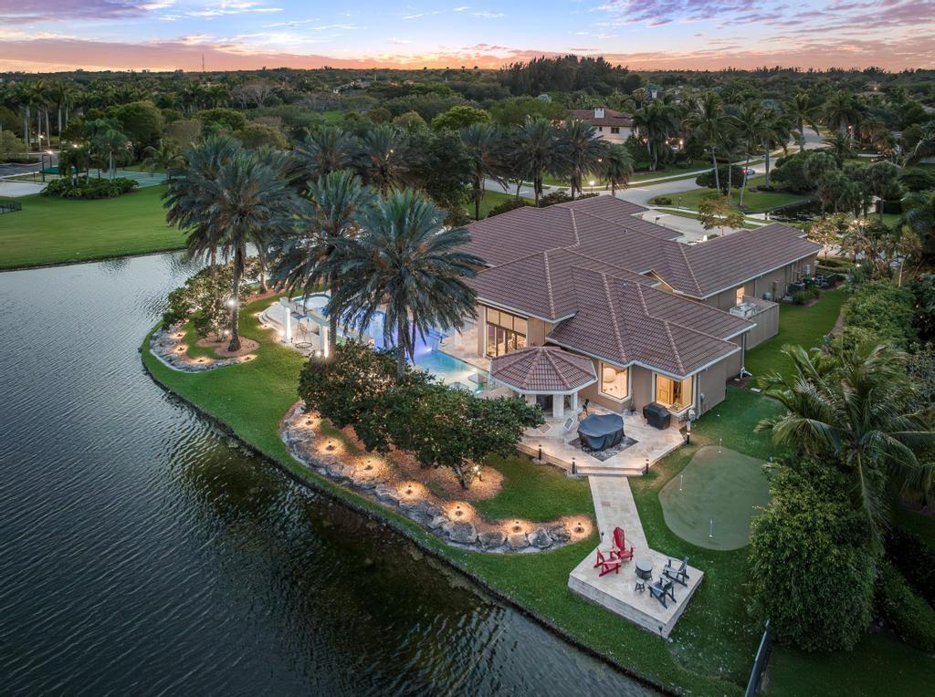 2900 W Stonebrook Cir