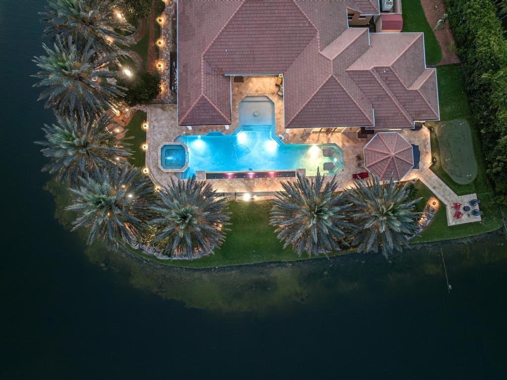 2900 W Stonebrook Cir