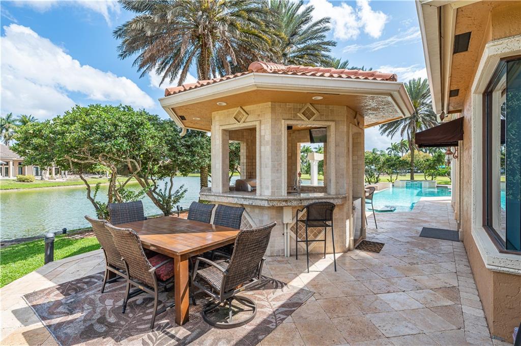 2900 W Stonebrook Cir