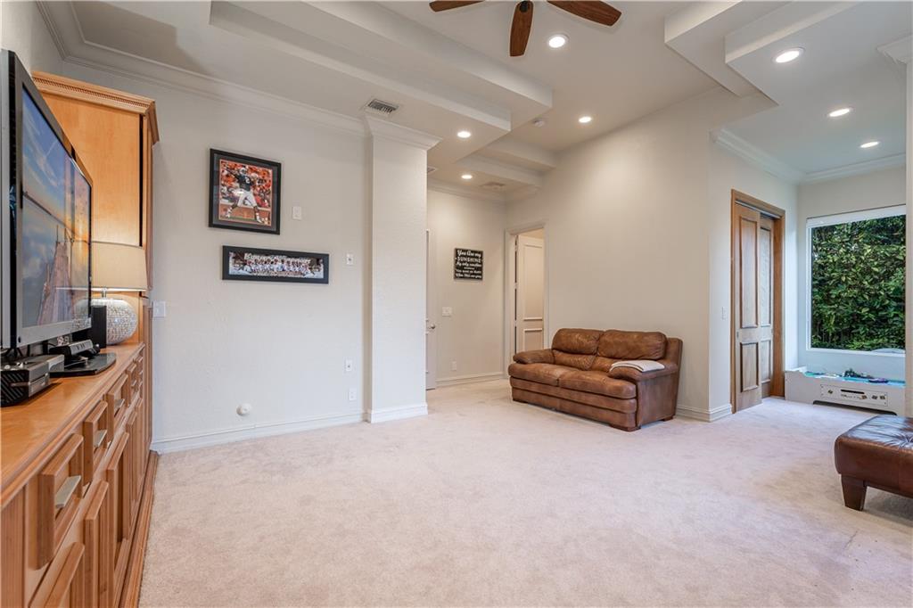 2900 W Stonebrook Cir