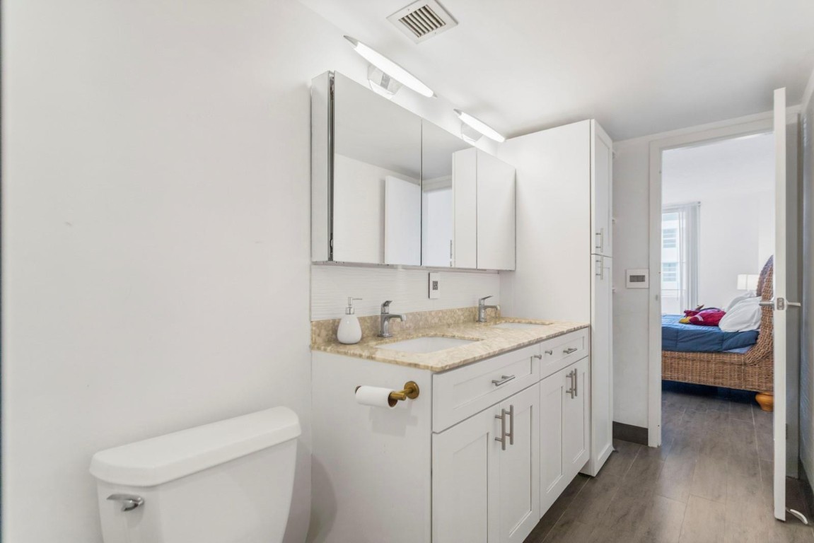 1160 N Federal Hwy 1117