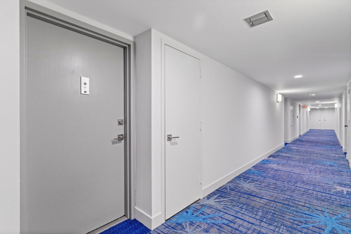 1160 N Federal Hwy 1117