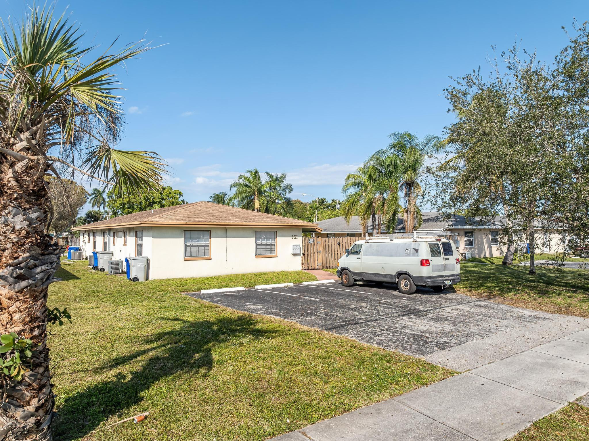 151 SW 15th St