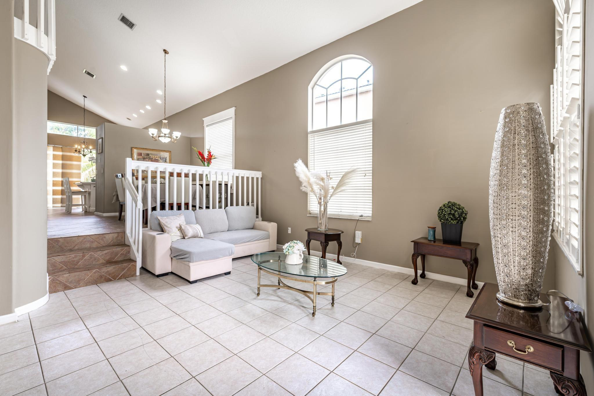 1279 Gembrook Court