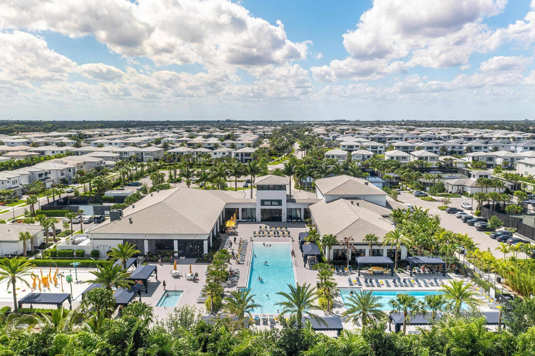 17273 Windy Pointe Ln