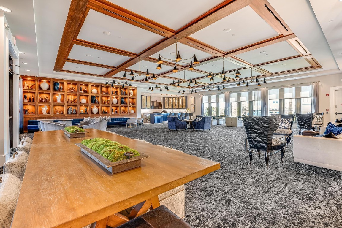 17273 Windy Pointe Ln