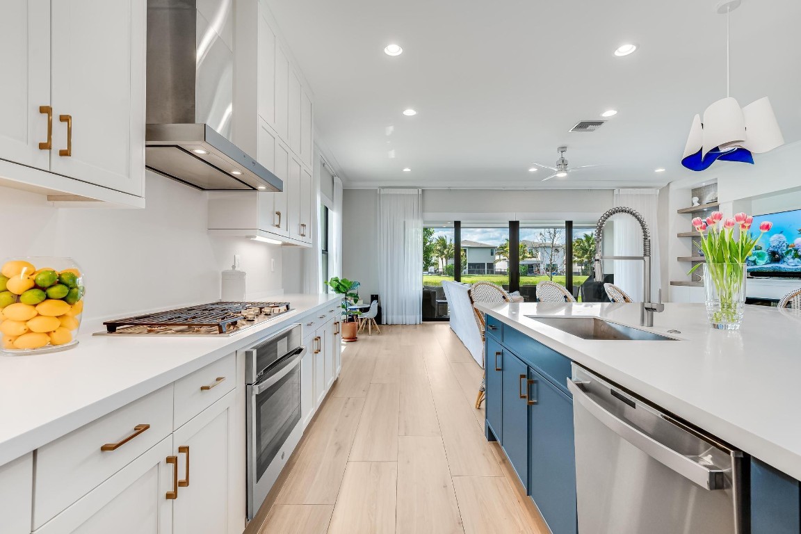 17273 Windy Pointe Ln