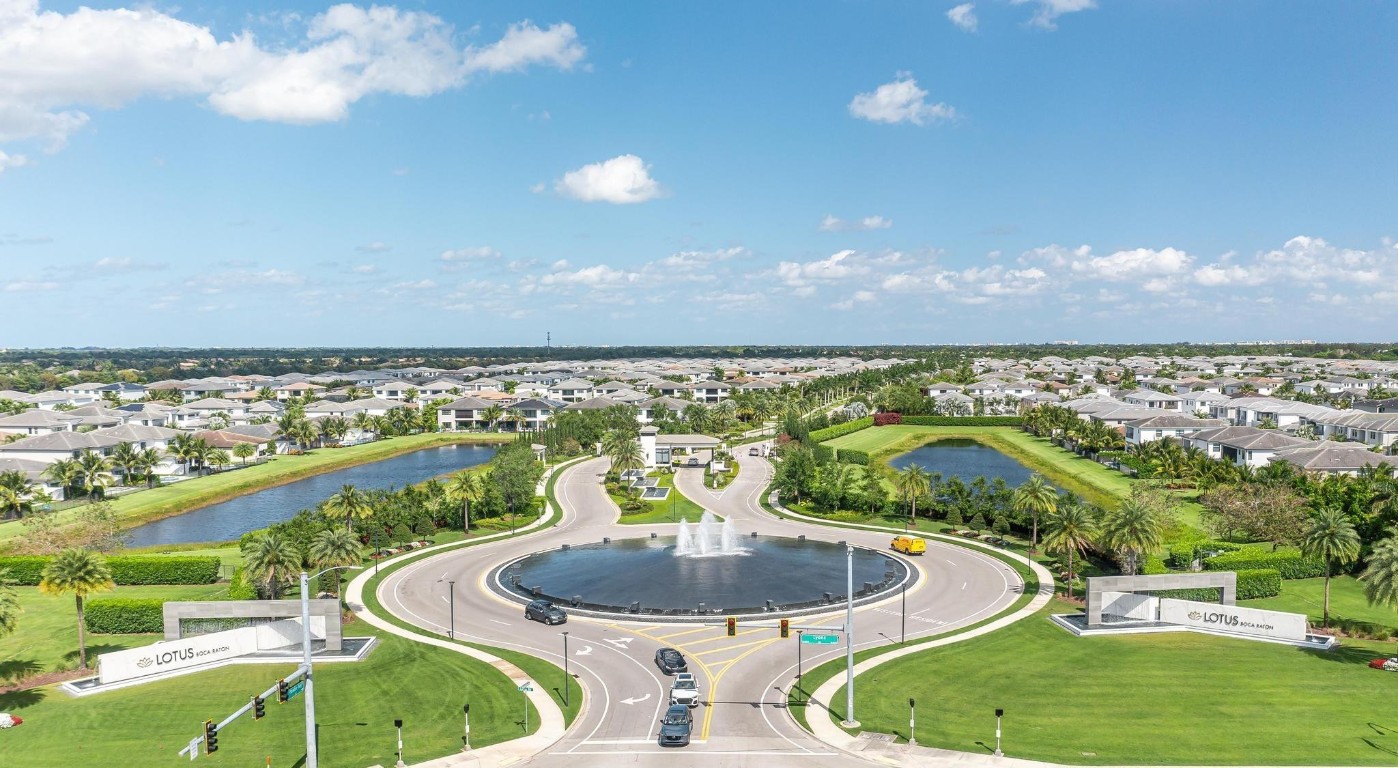 17273 Windy Pointe Ln