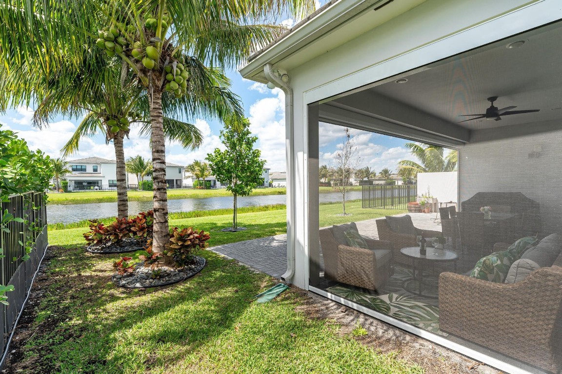 17273 Windy Pointe Ln