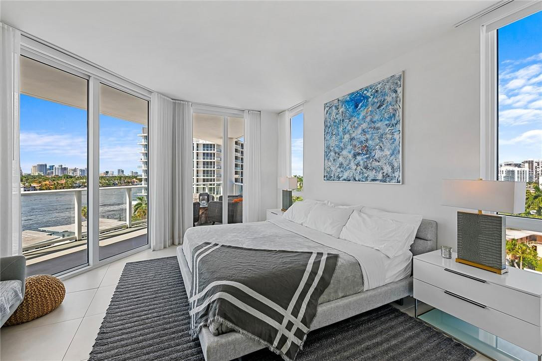 401 N Birch Road 708