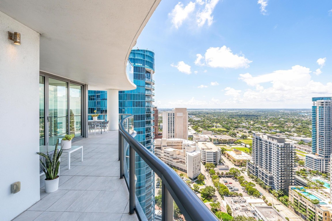 100 E Las Olas Blvd 3604