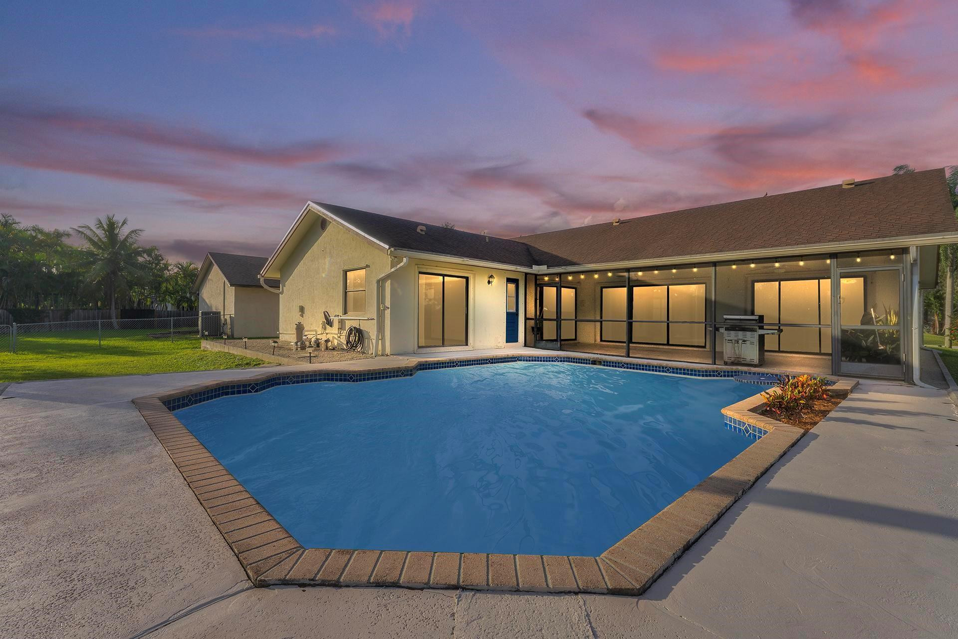 11960 NW 24th St