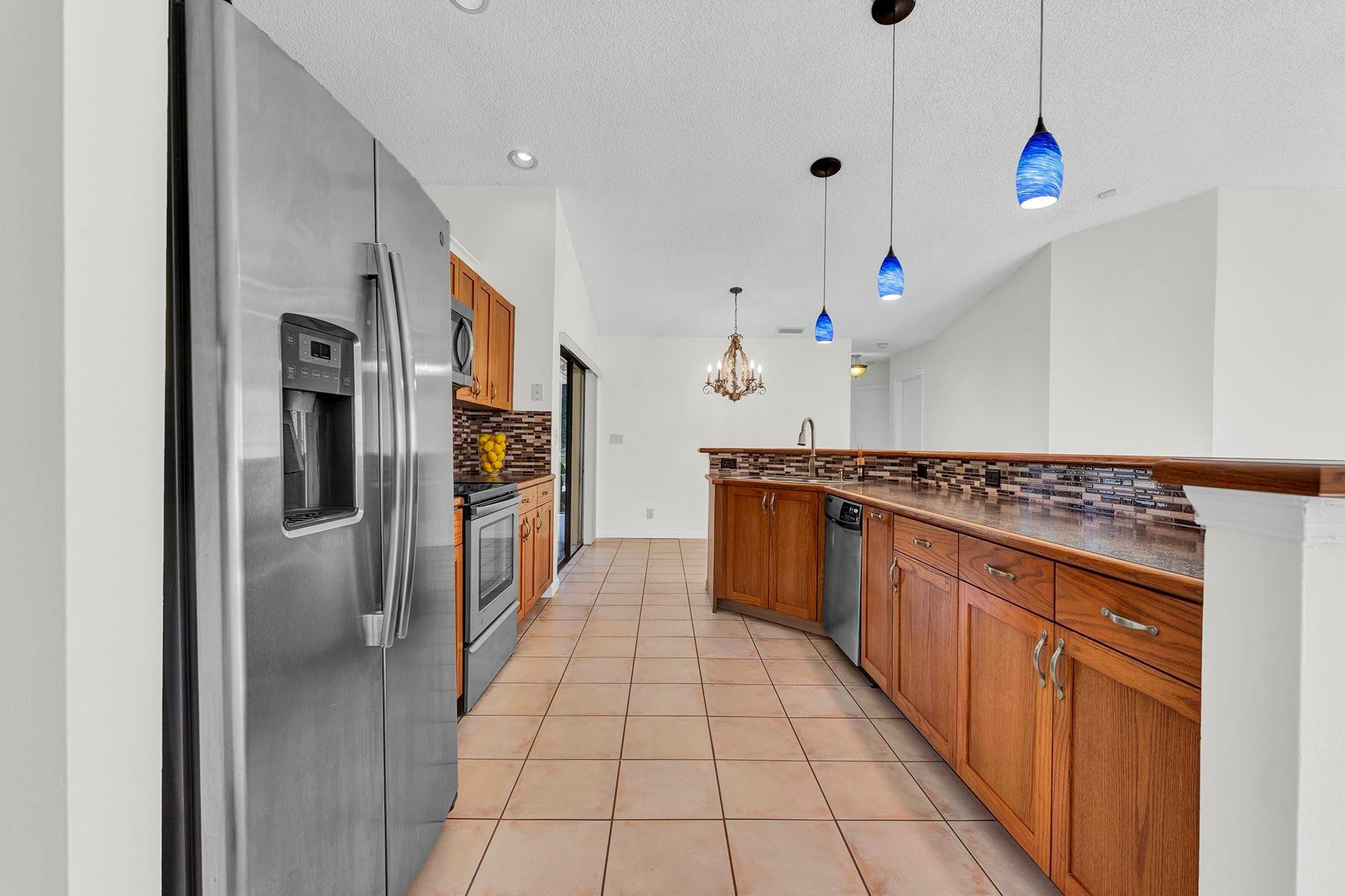 11960 NW 24th St