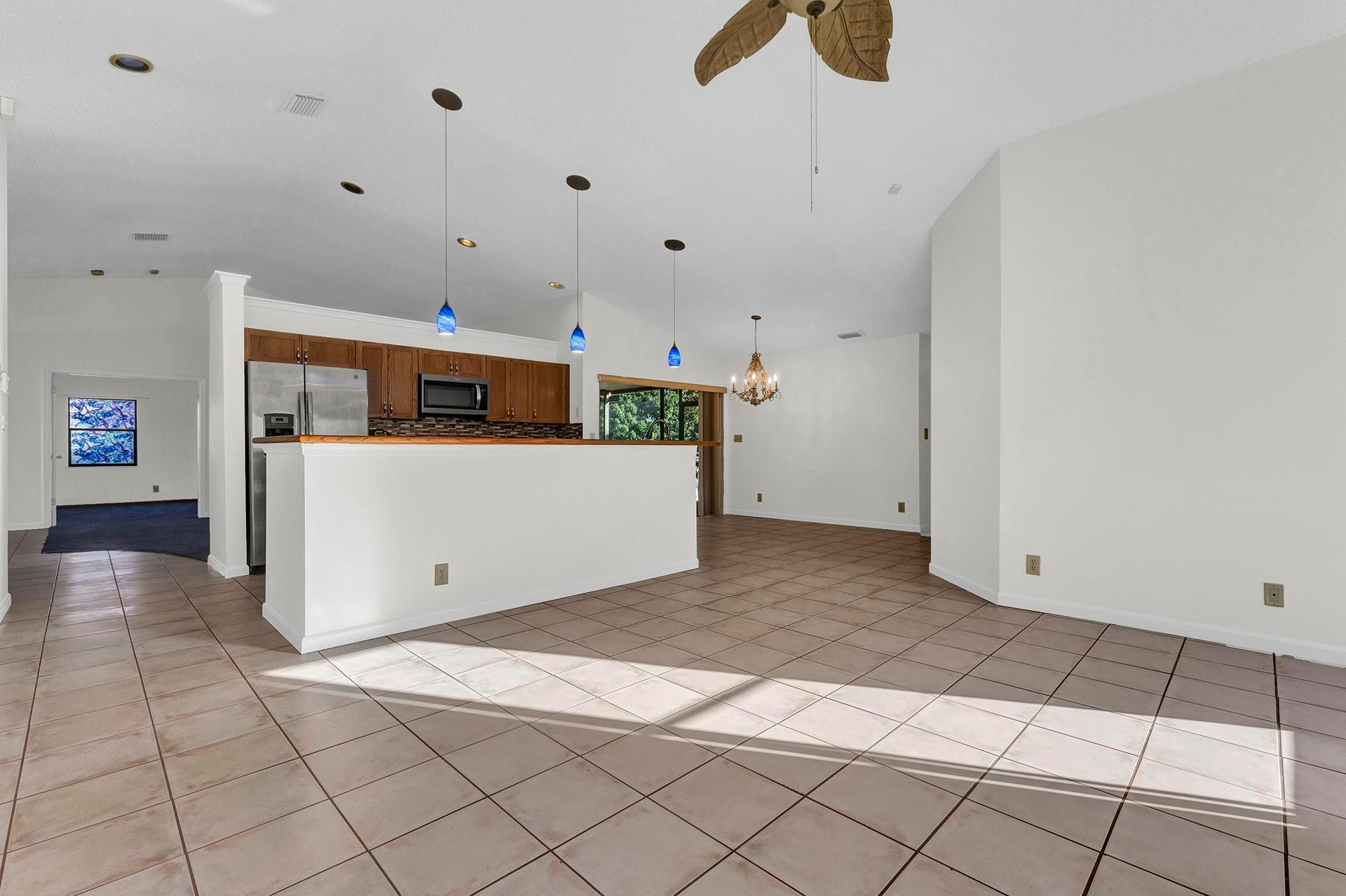 11960 NW 24th St