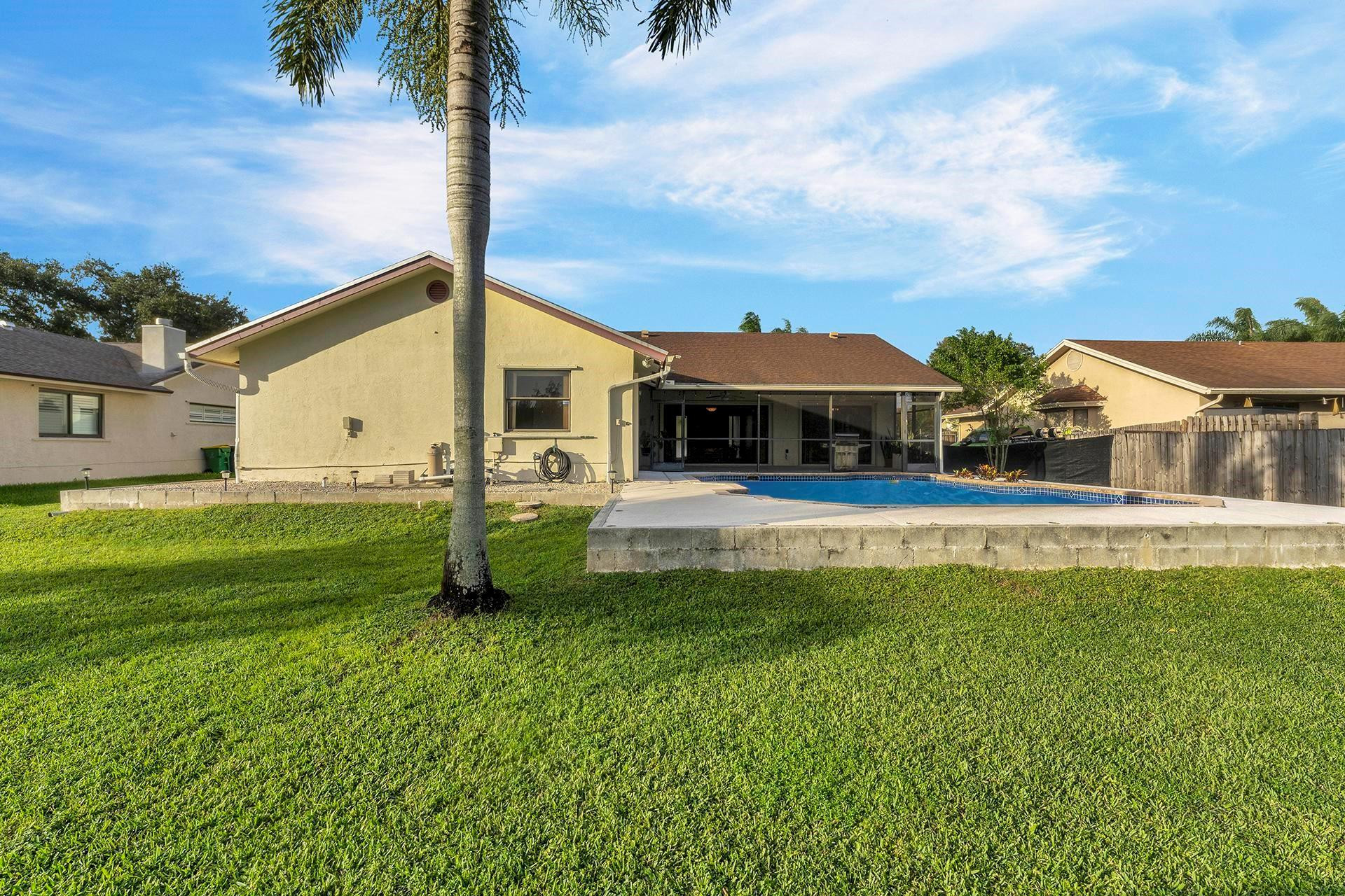 11960 NW 24th St