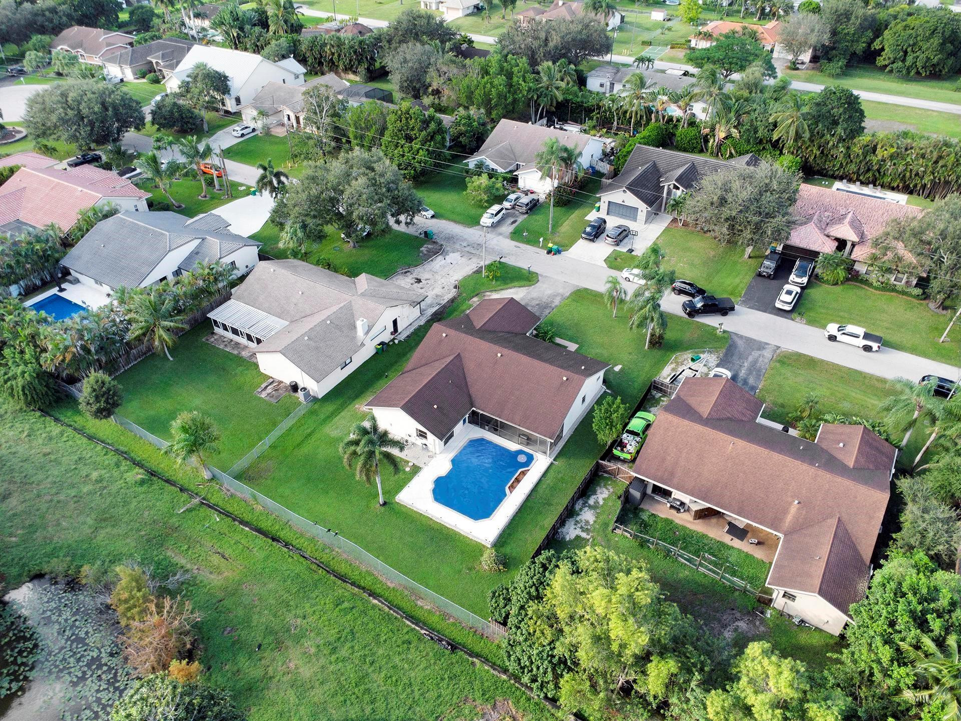 11960 NW 24th St