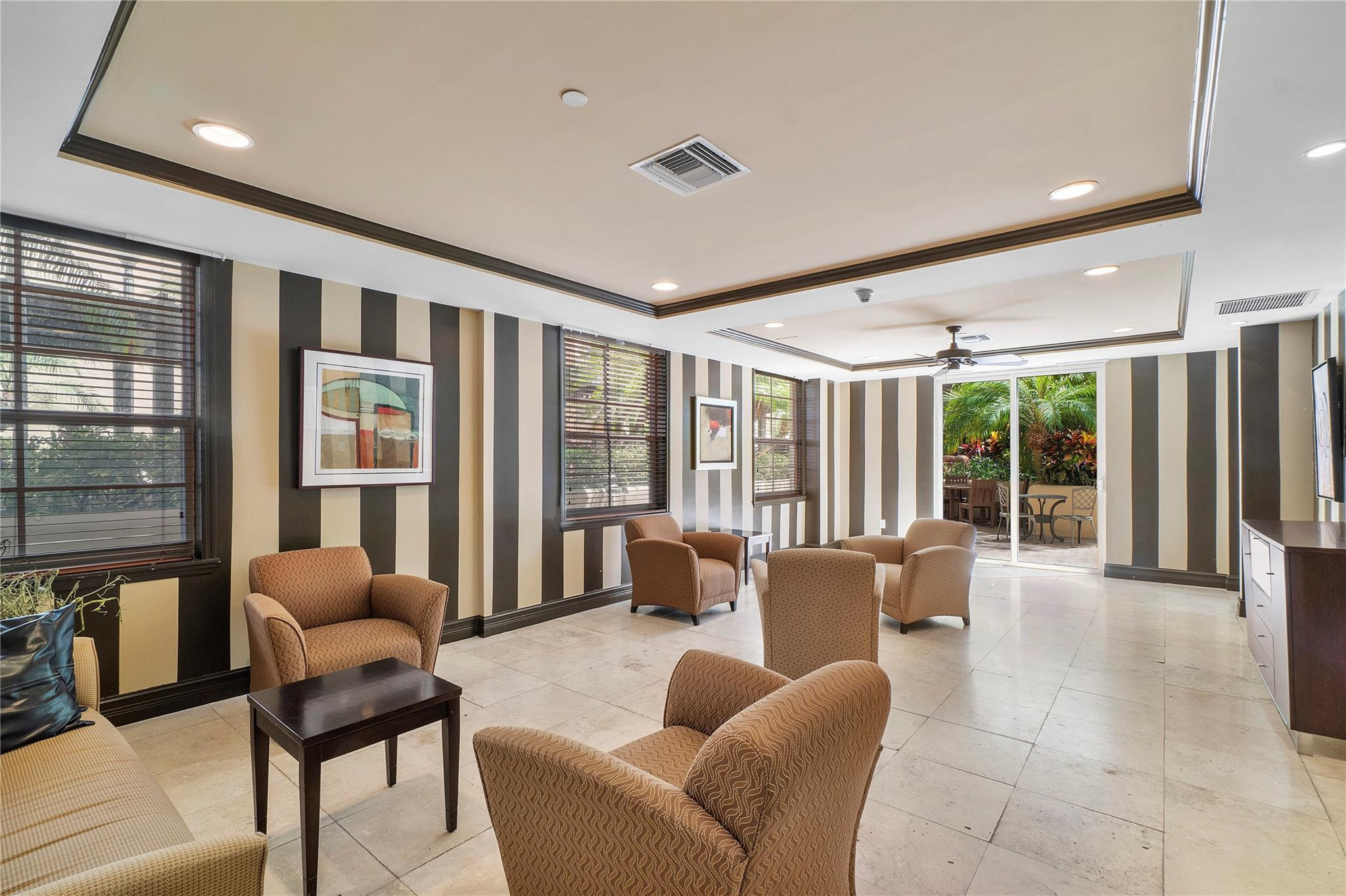 520 SE 5th Ave 2611