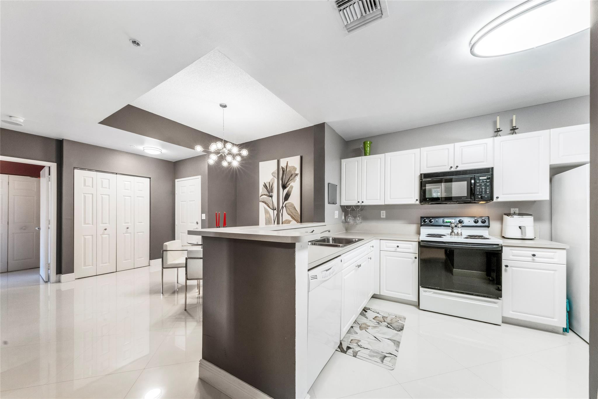 520 SE 5th Ave 1112