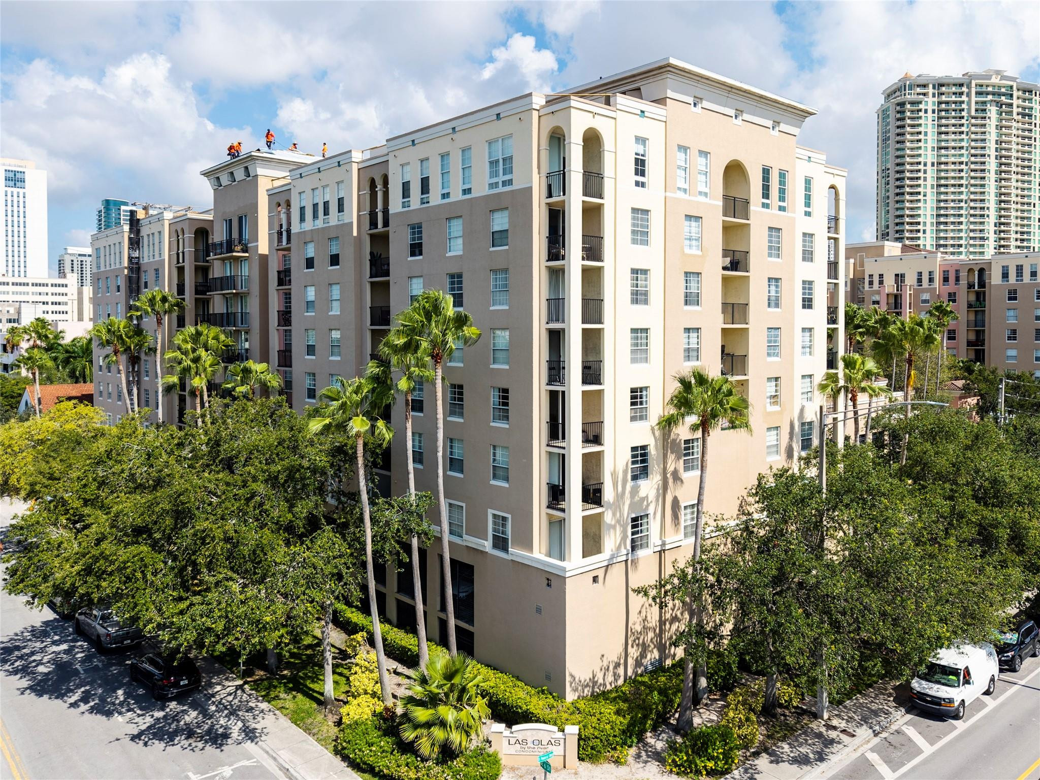 520 SE 5th Ave 1703