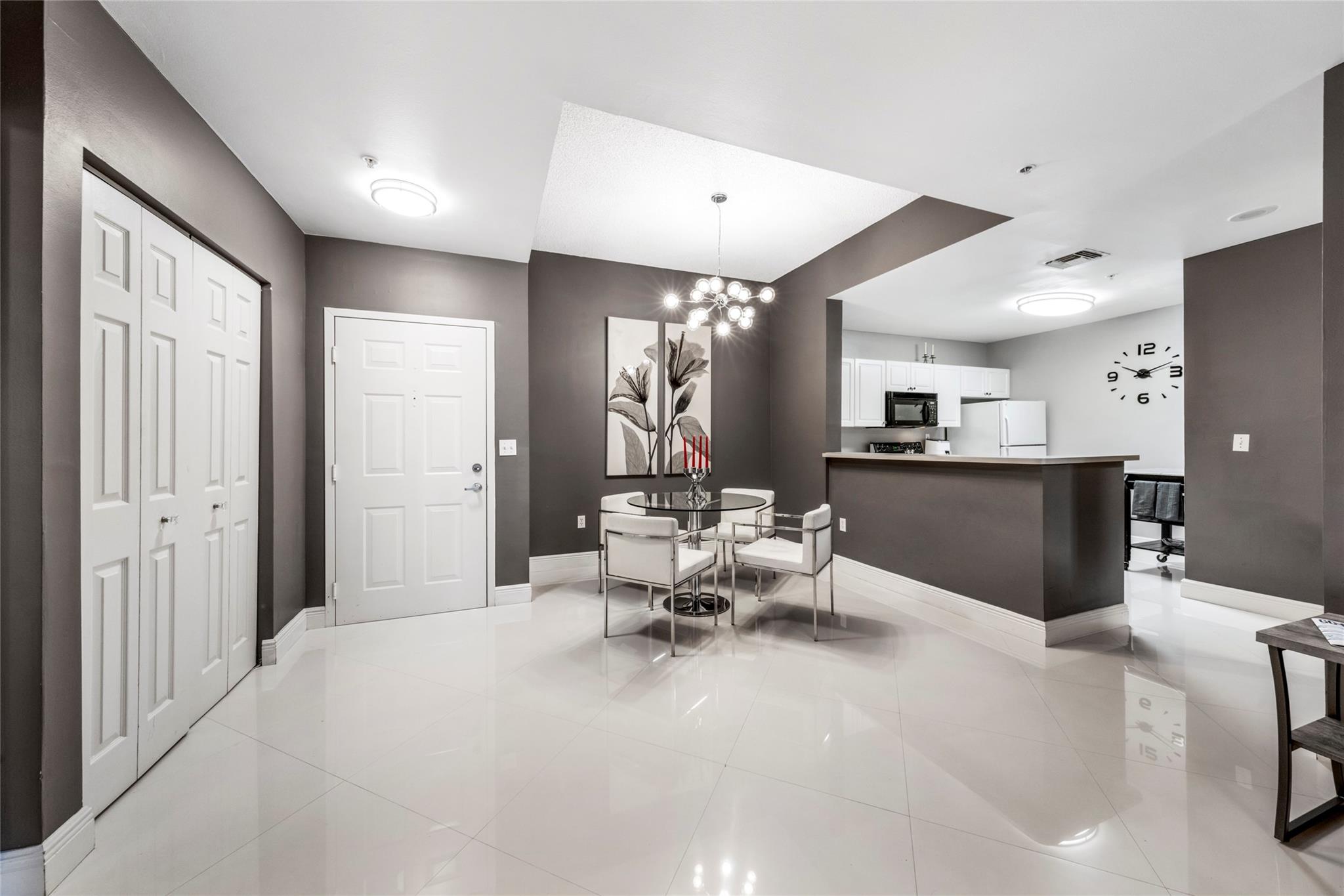 520 SE 5th Ave 1112