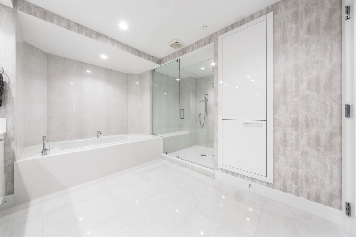 100 E Las Olas Blvd 3403