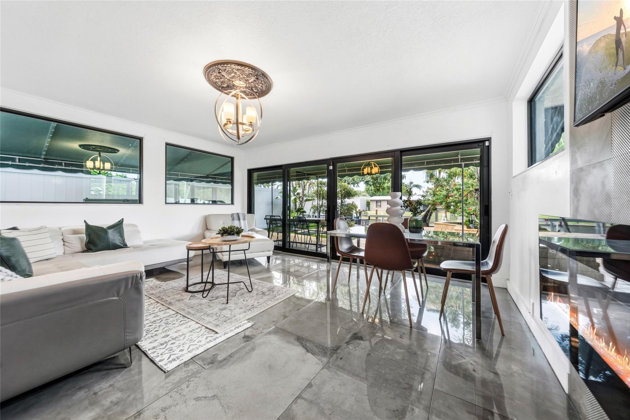 2625 Nassau Ln