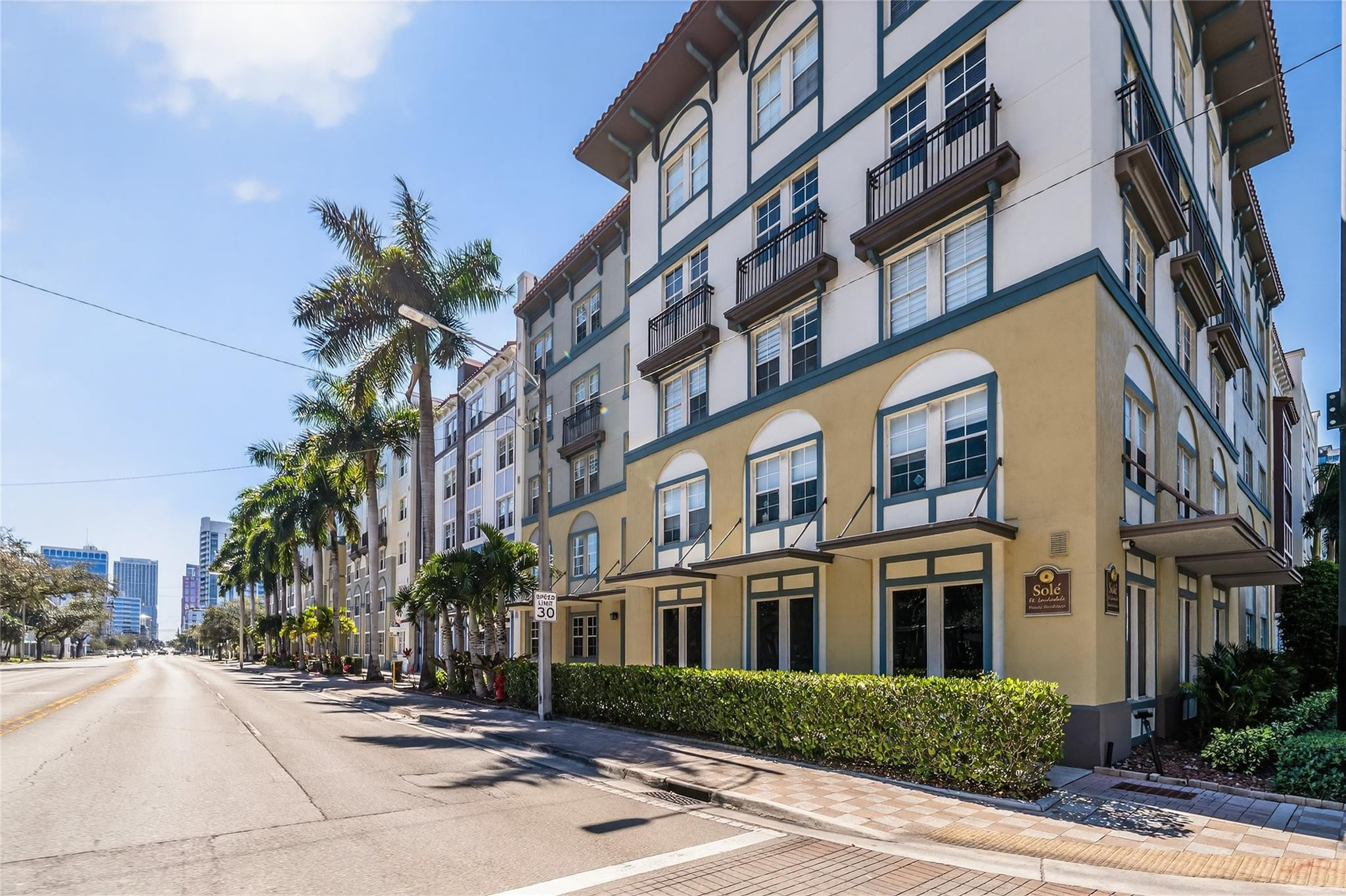 533 NE 3rd Avenue 139