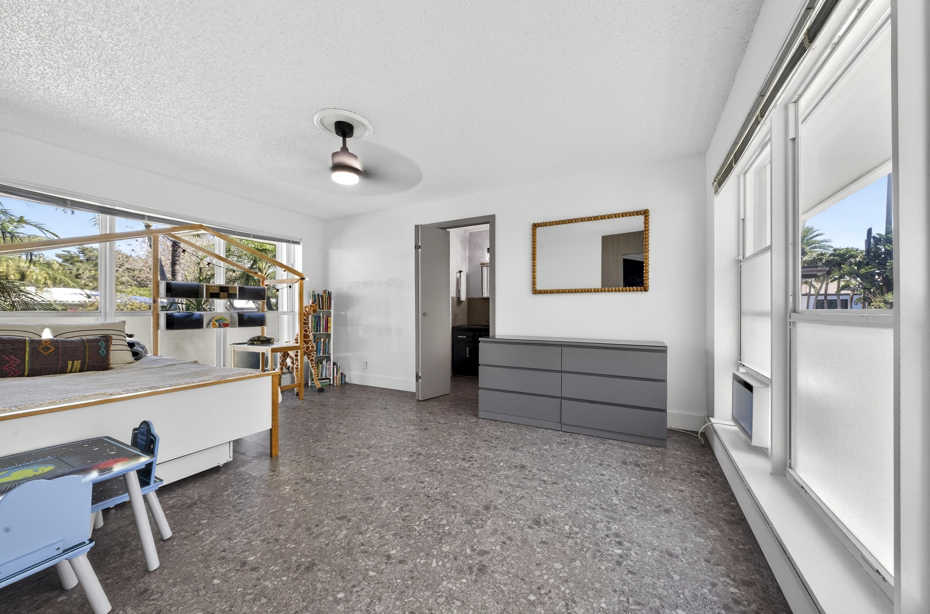2630 NE 25th Street