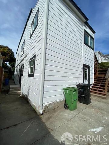 1457 Hudson Avenue