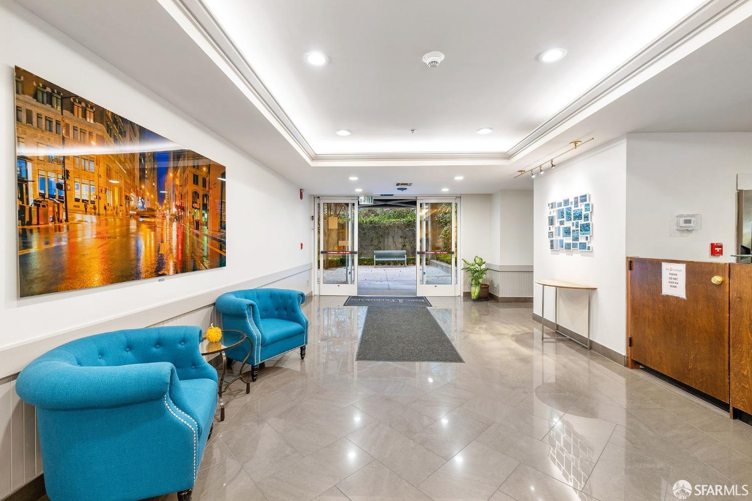 240 Lombard Street # 329