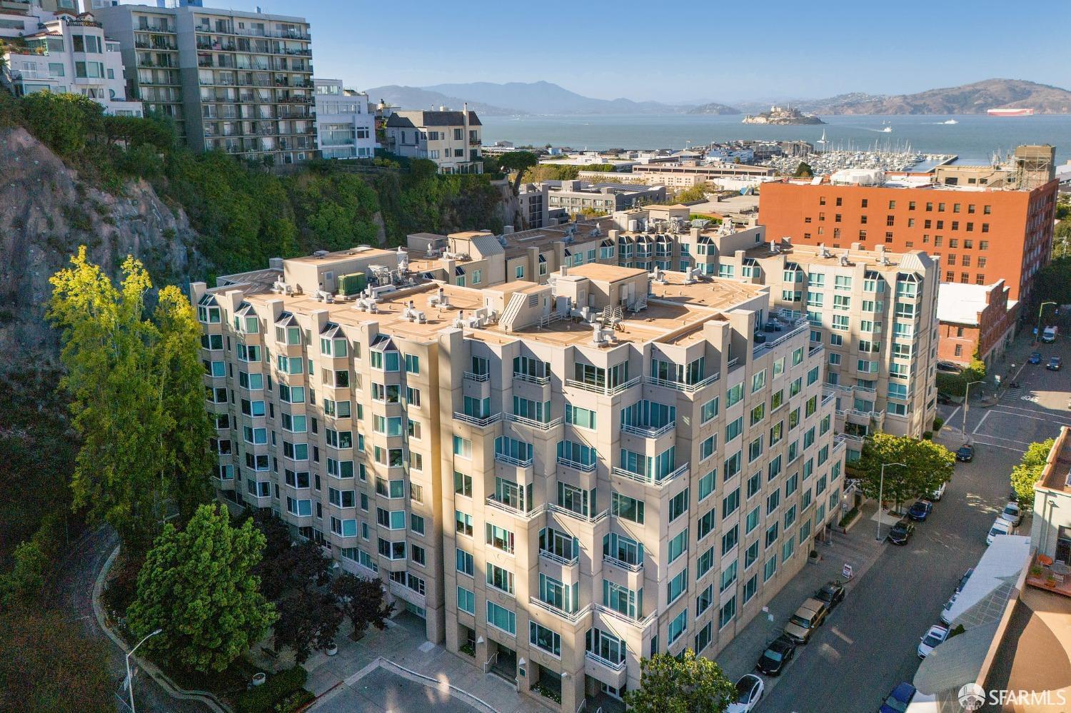 240 Lombard Street # 329