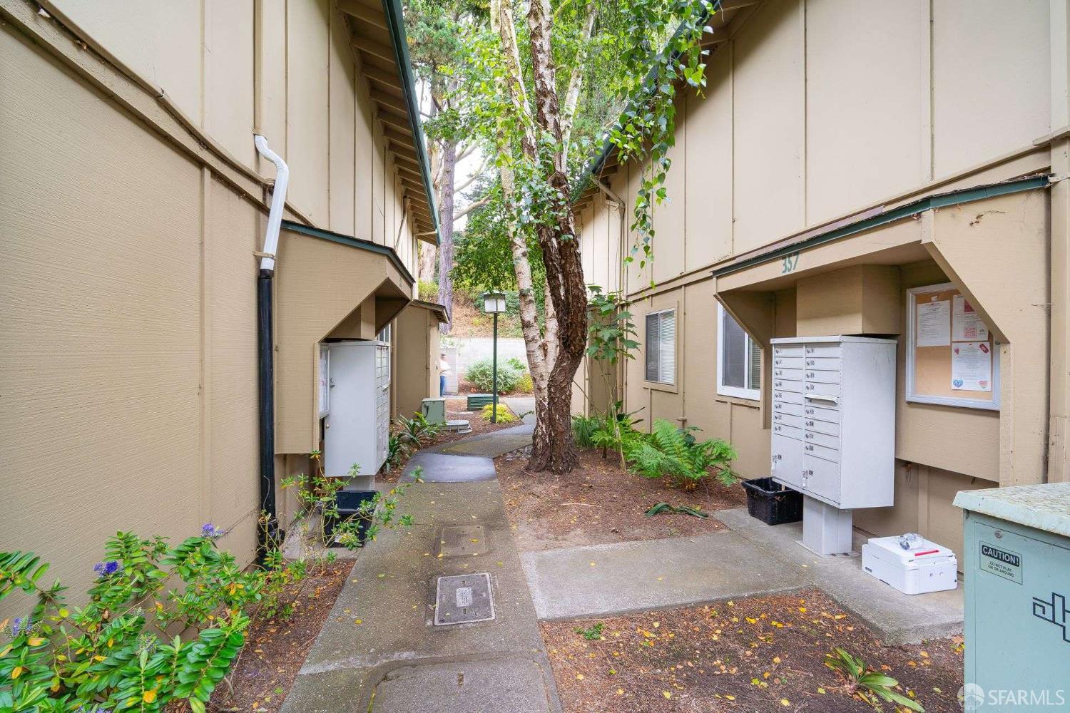 355 Half Moon Lane # 7