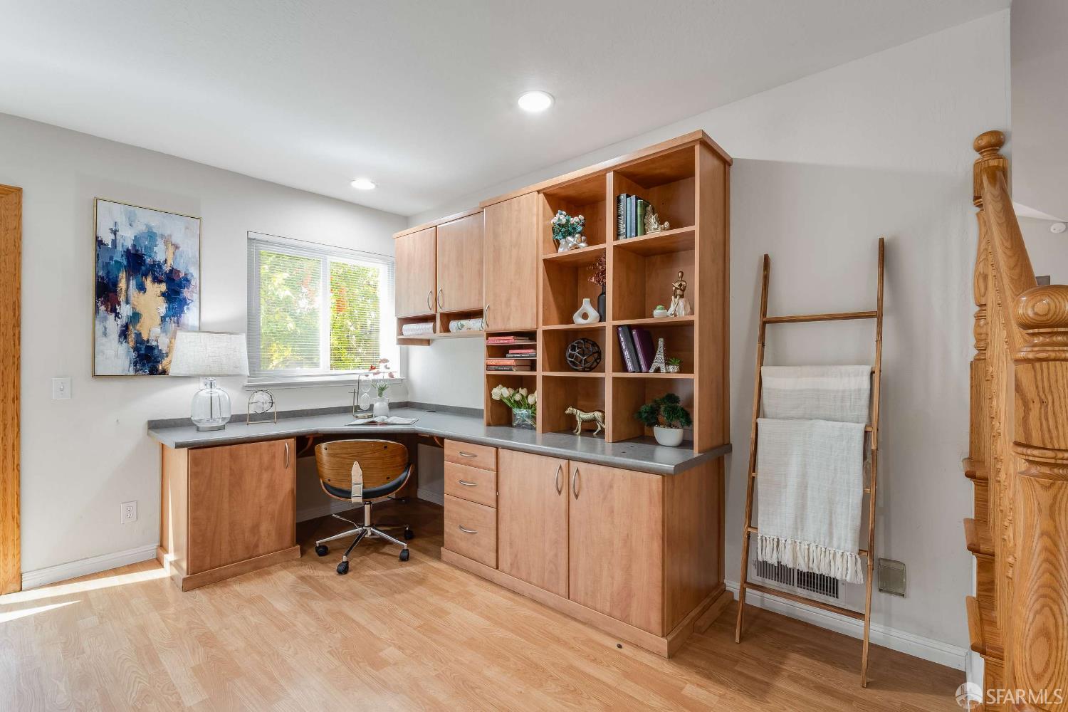 913 Laguna Circle