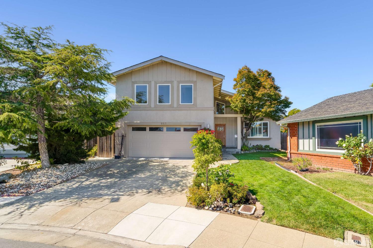 913 Laguna Circle