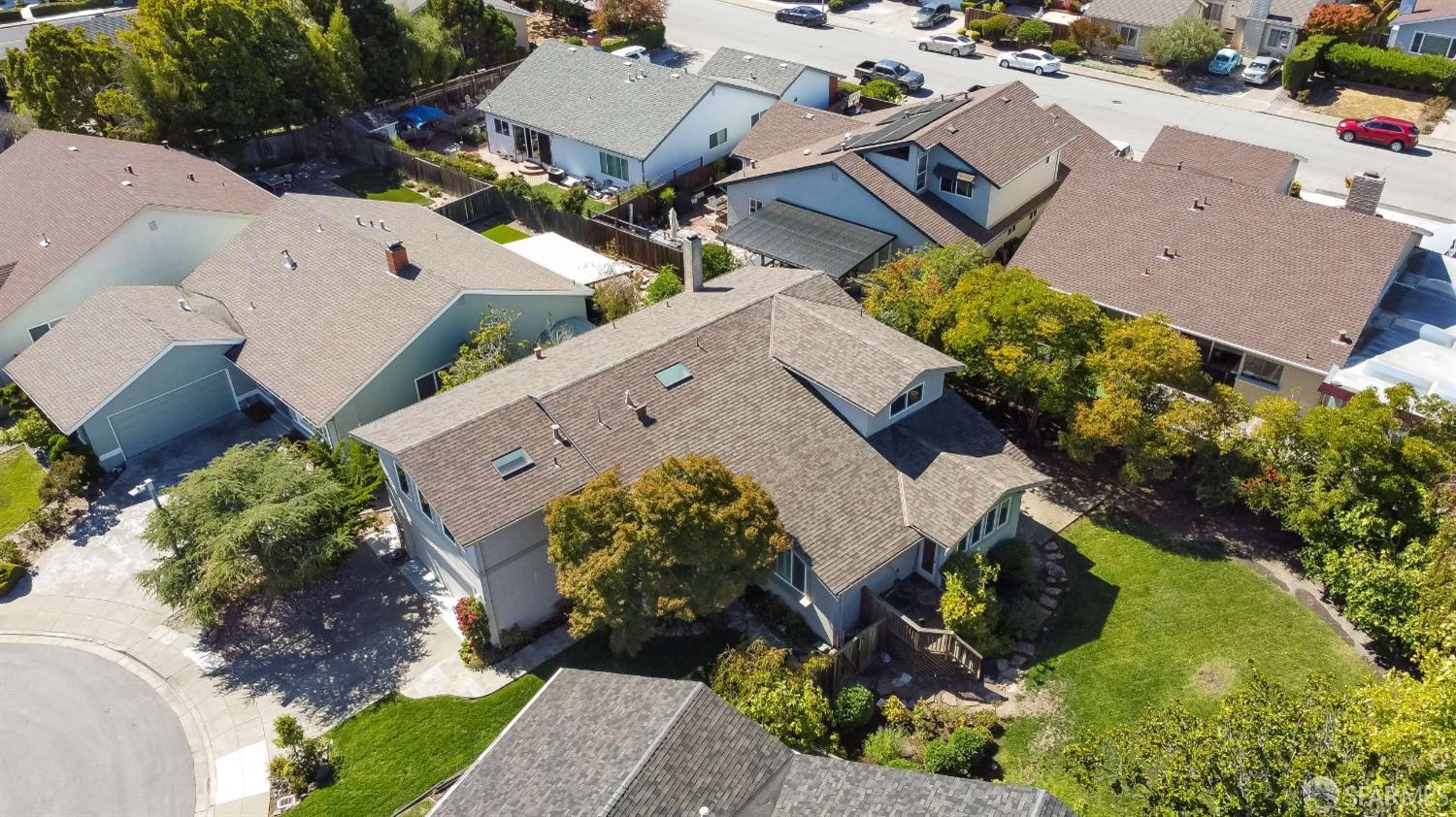 913 Laguna Circle