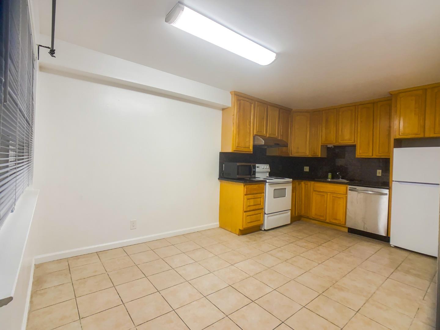 170 BLAKE St Unit: 2