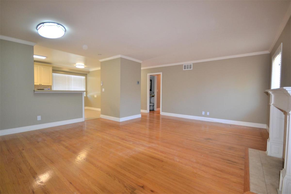 926 Bermuda DR