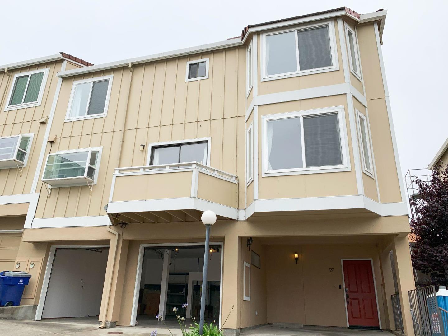 127 Rosa Flora CIR