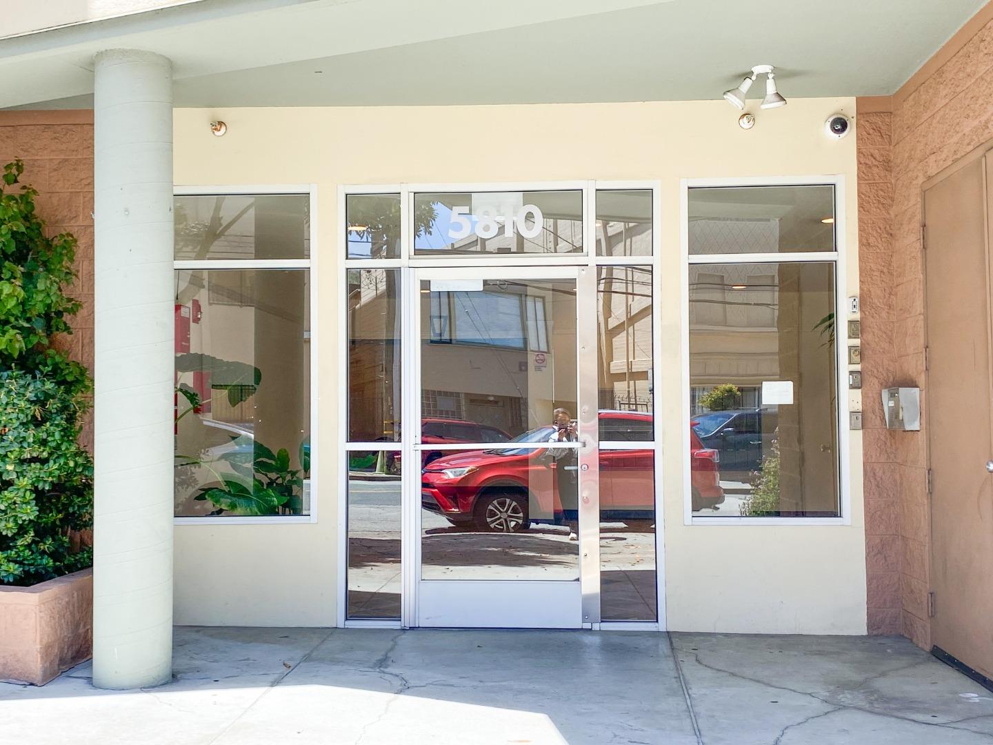 5810 Mission ST 405