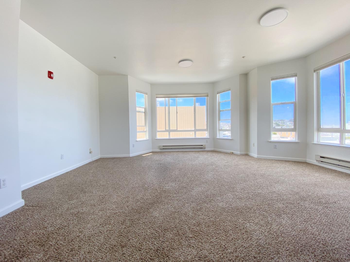 5810 Mission ST 405