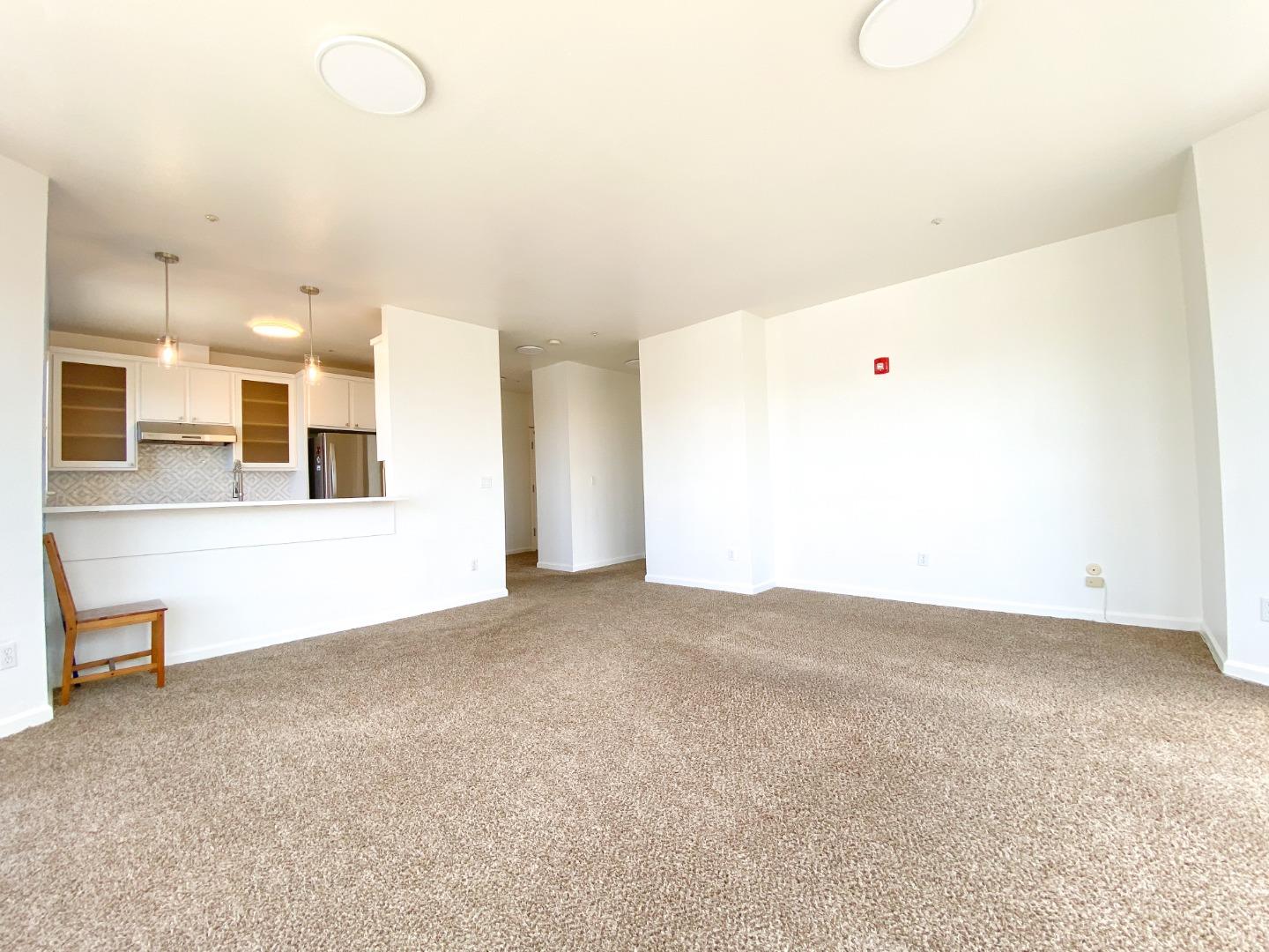 5810 Mission ST 405