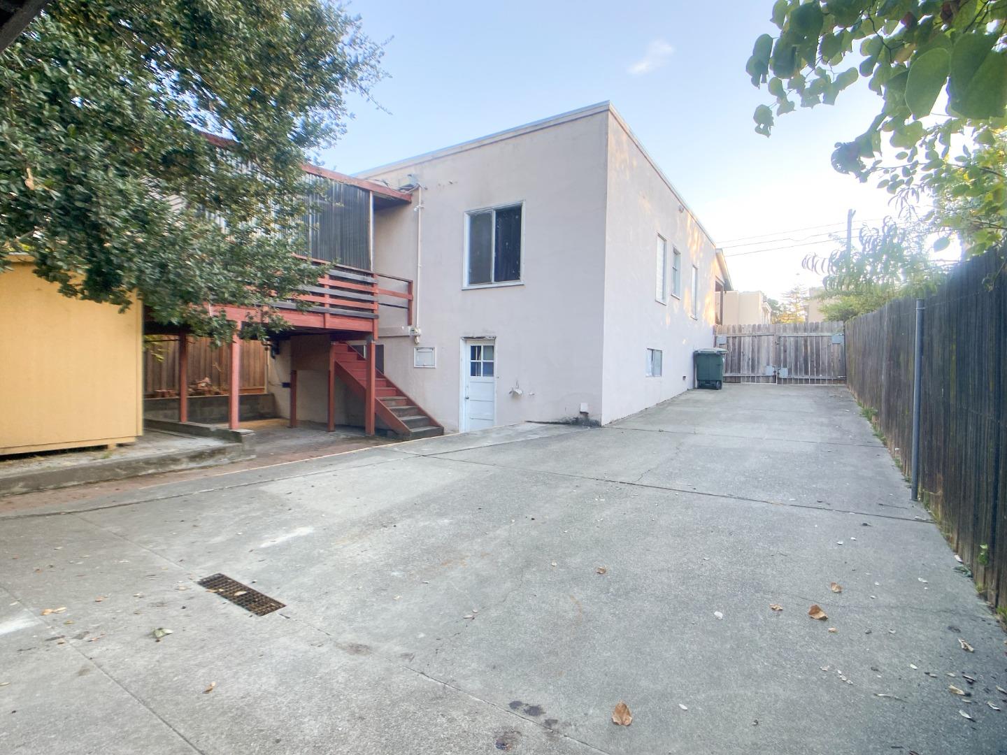 1150 Vancouver AVE