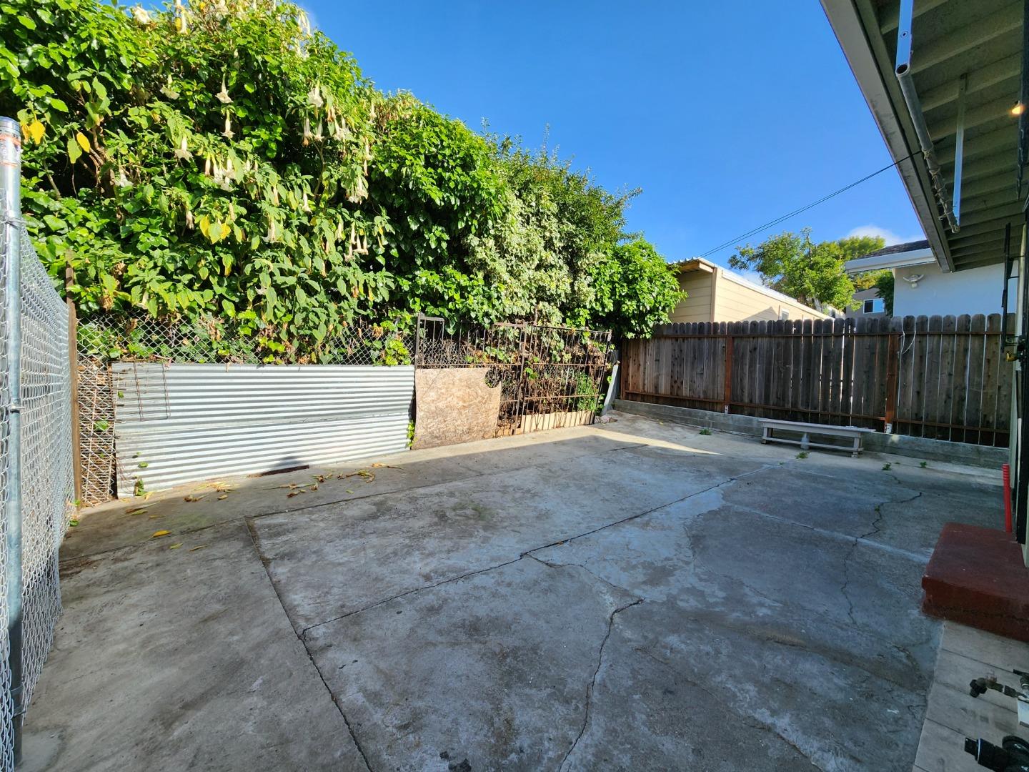 2645 23rd Avenue
