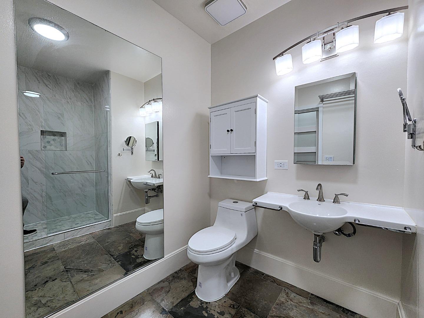 334 Santana Row 247