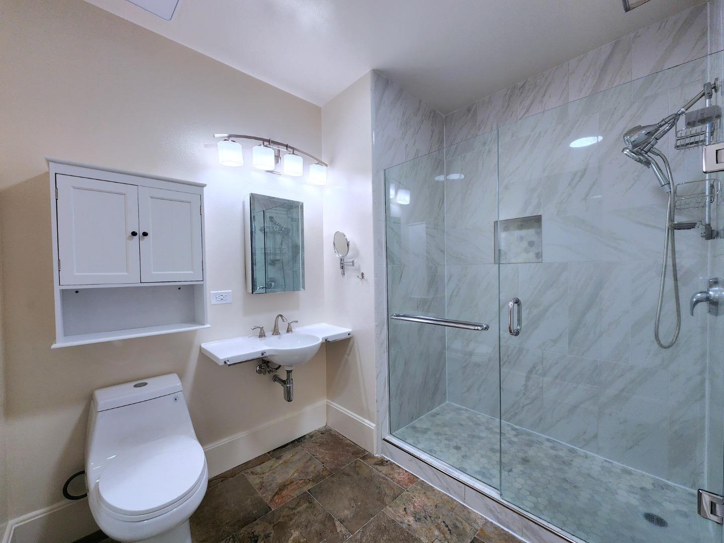 334 Santana Row 247