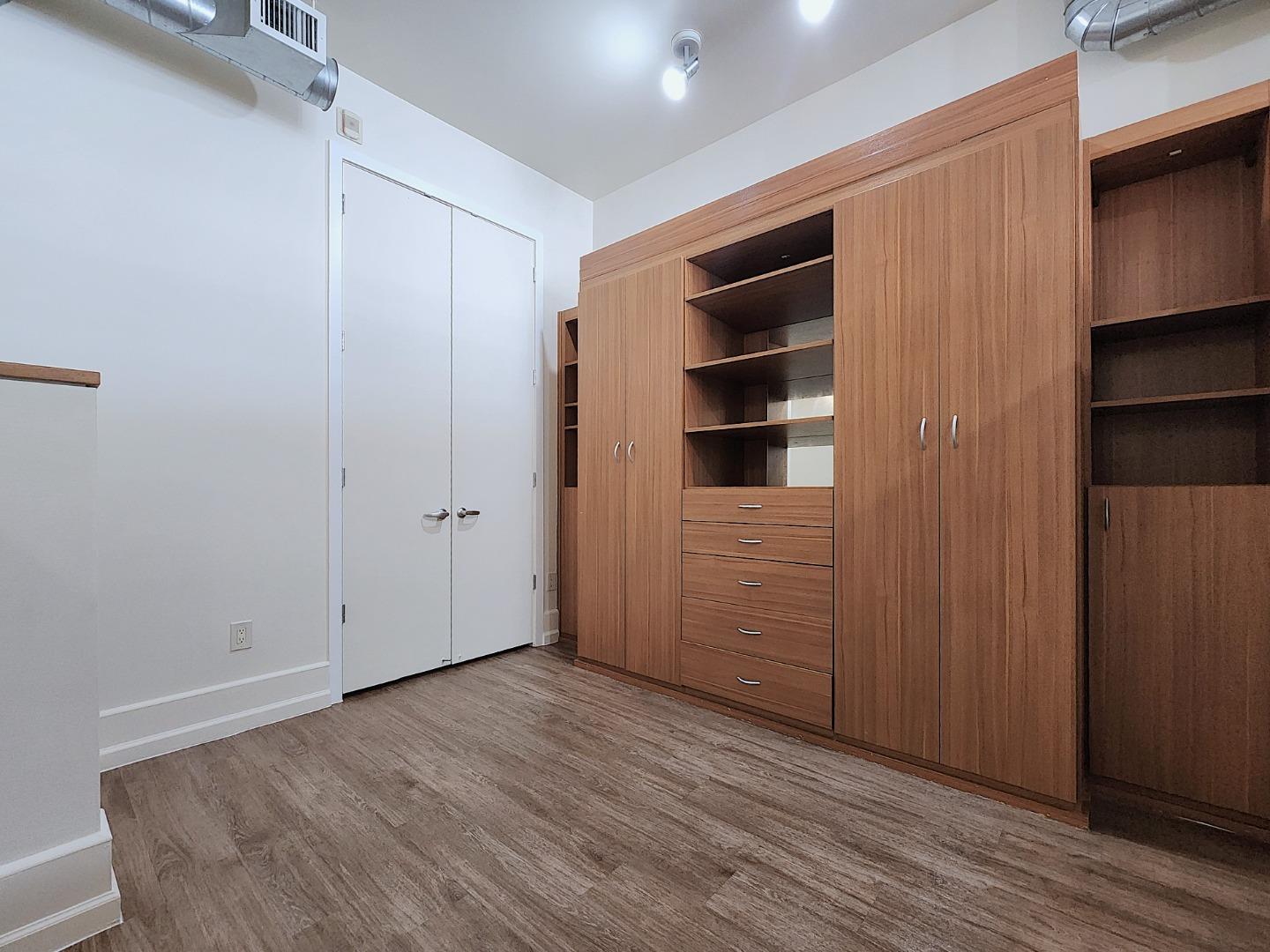 334 Santana Row 247