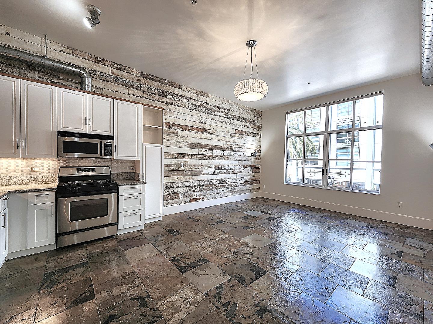 334 Santana Row 247