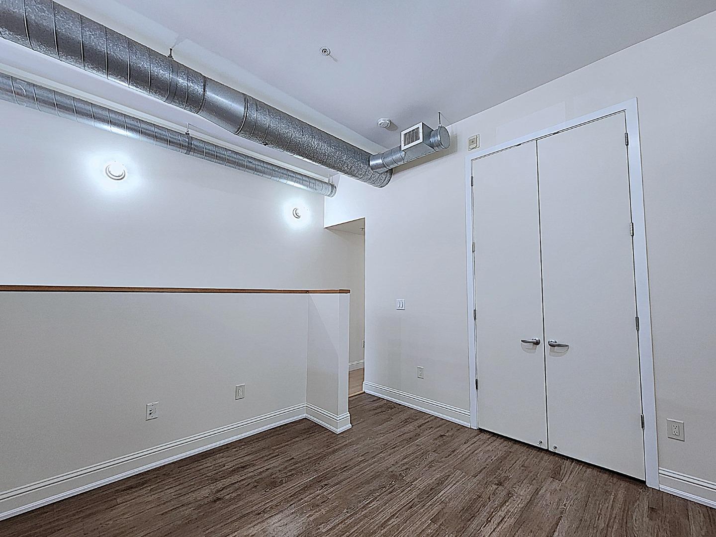 334 Santana Row 242