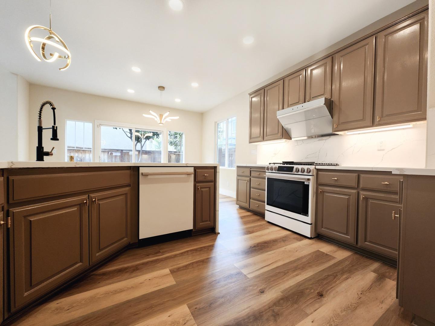 1218 Alder Creek Circle