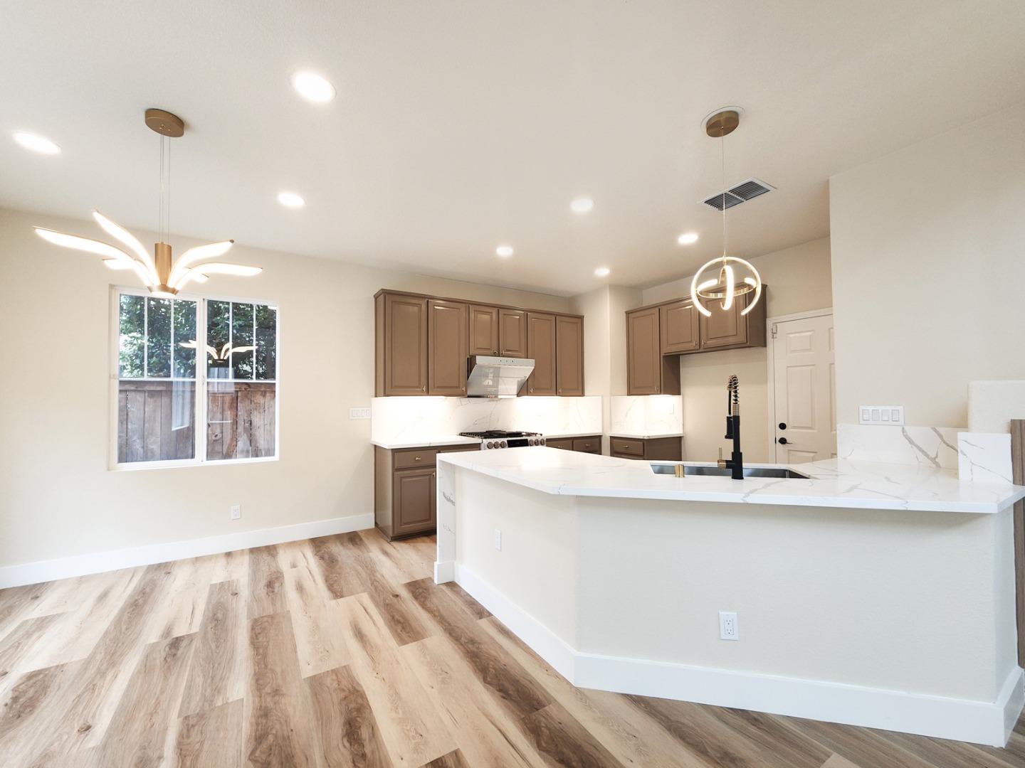 1218 Alder Creek Circle